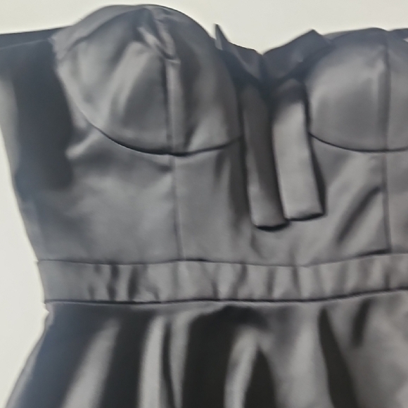 Forever 21 Black Satin Mini Dress - Picture 5 of 11